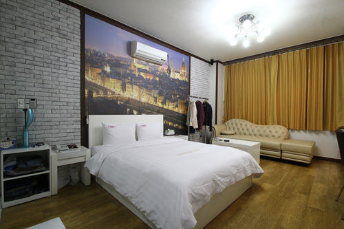 צ'אונן Cherbourg Hotel מראה חיצוני תמונה
