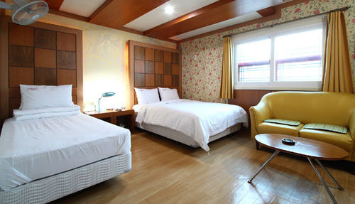 צ'אונן Cherbourg Hotel מראה חיצוני תמונה