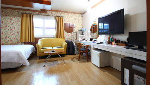 צ'אונן Cherbourg Hotel מראה חיצוני תמונה