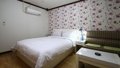 צ'אונן Cherbourg Hotel מראה חיצוני תמונה
